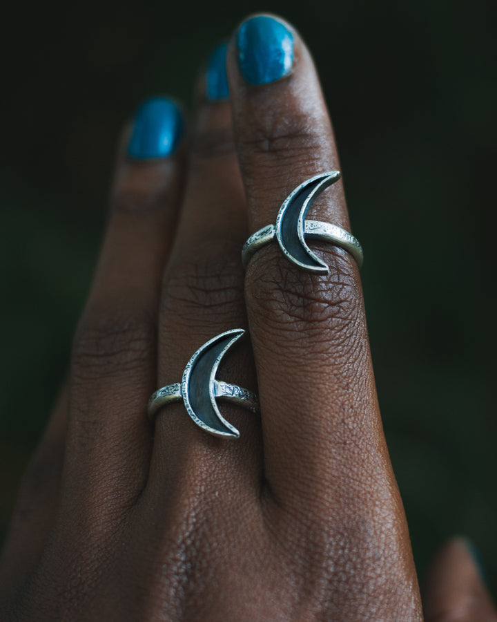 Textured Sterling Silver Crescent Moon Ring Size 8.25