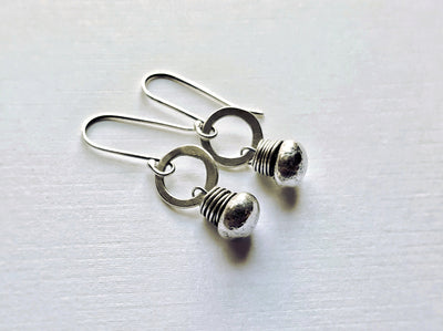 Un Petit Sterling Silver Hammered Circle Earrings