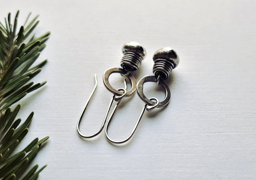 Un Petit Sterling Silver Hammered Circle Earrings